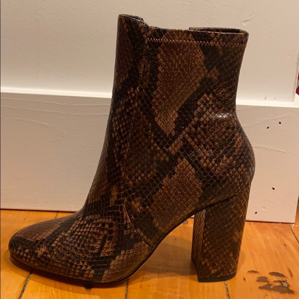Snake skin heel boots